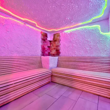 Tomy Forest Cigar Bar 4* Zlatibor