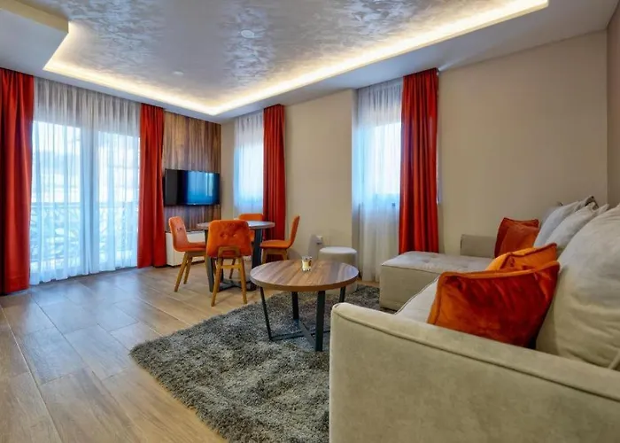 Tomy Forest Cigar Bar Hotel 4*