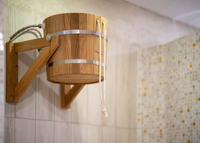 Hotel Tomy Forest Cigar Bar 4*